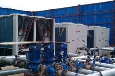 商业大型水冷空调工程：构建高效节能的舒适环境